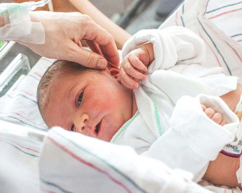 TIE para recién nacidos en España